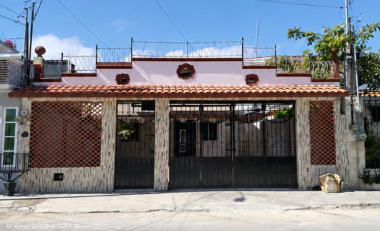 House in Chetumal — miniatura 1