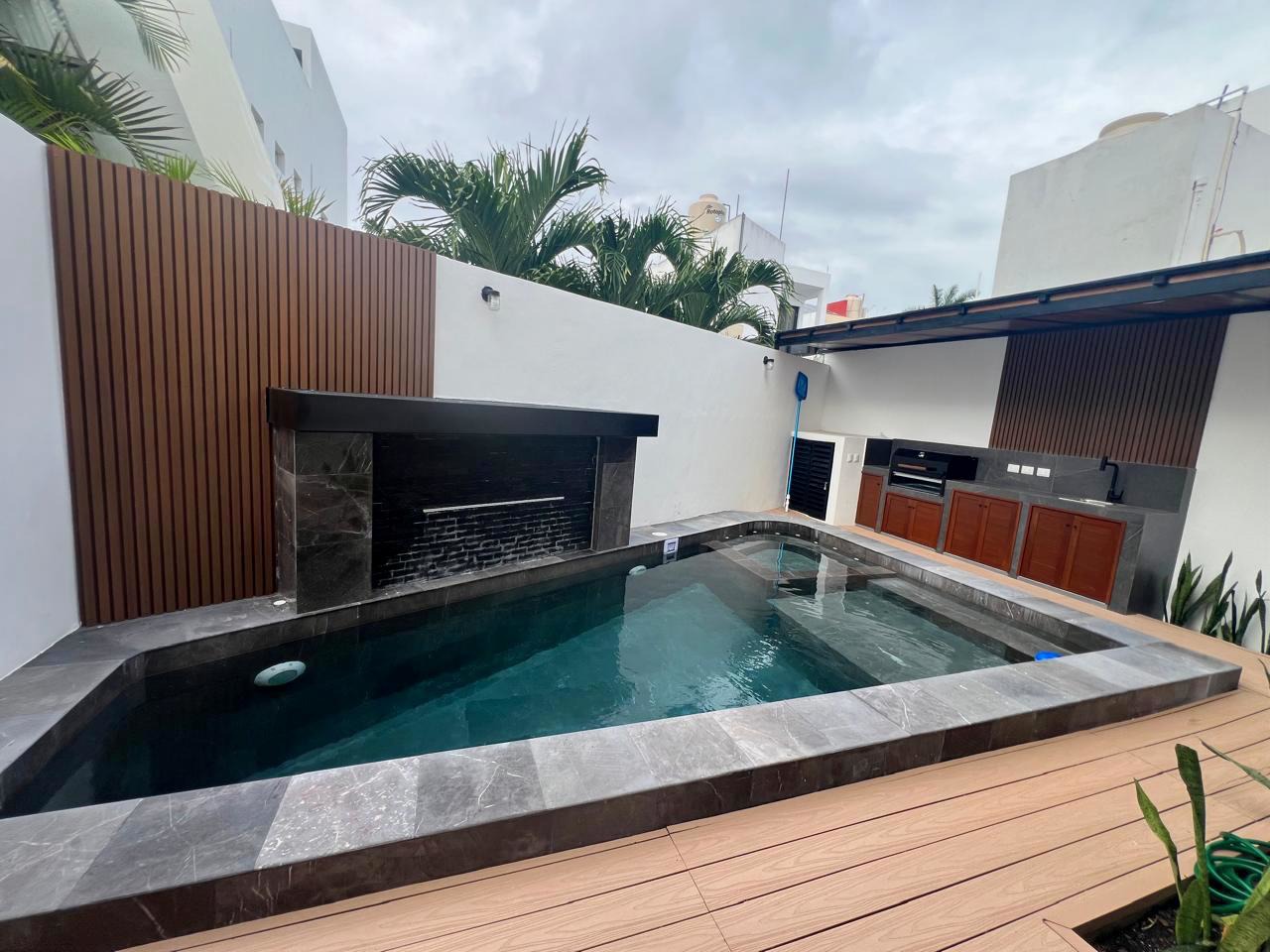 Casa en RESIDENCIAL CUMBRES — miniatura 2